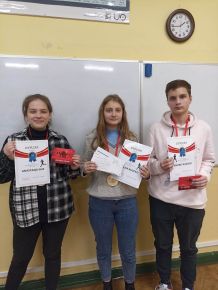 UCZNIOWIE I LO - BIEGIEM DLA POLSKI 2022