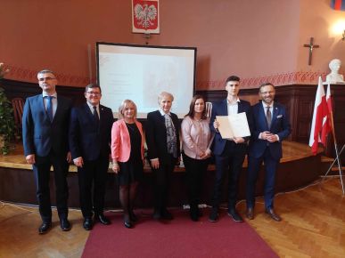 MACIEJ SADKOWSKI STYPENDYSTĄ PREZESA RADY MINISTRÓW W ROKU SZKOLNYM 2023/2024
